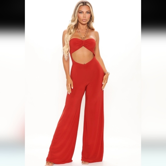 Keep It Cute Chain Jumpsuit in Rust by Fashion Nova size xs - Picture 1 of 16